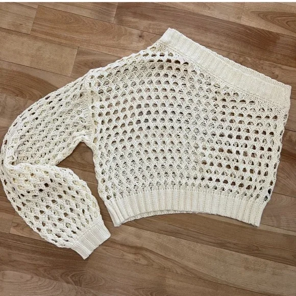 MaEve Anthropologie One-Shoulder Cream Knit Crochet Cropped Sweater - Picture 4 of 12